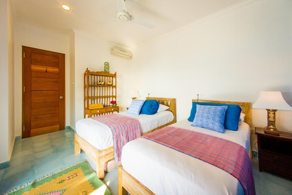 Aquamarine Beach Villas Amed Buitenkant foto